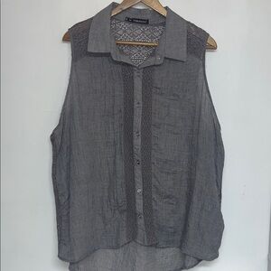 Maurices 3X Women’s Gray Sleeveless Button Down Shirt, Lace Details #boho #flowy